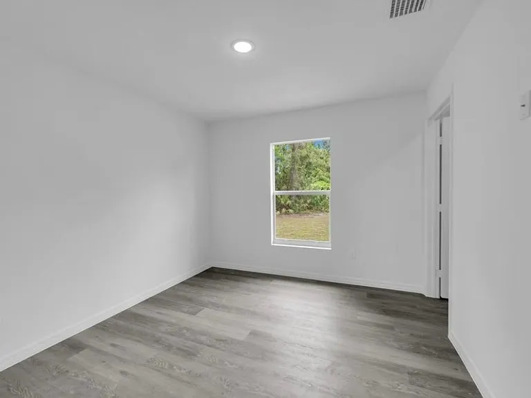 382 McArthur Blvd — Photo 9
