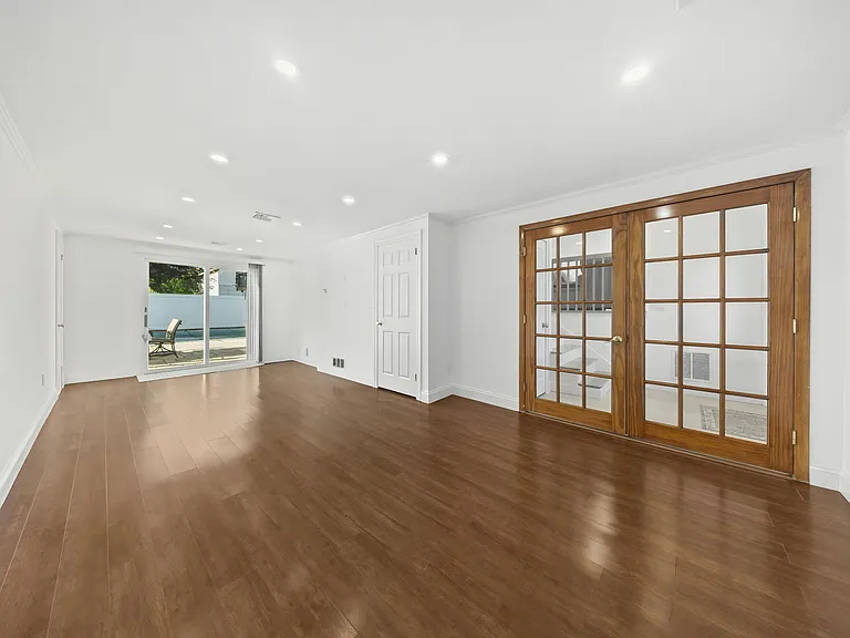 62 Sycamore Rd — Photo 16