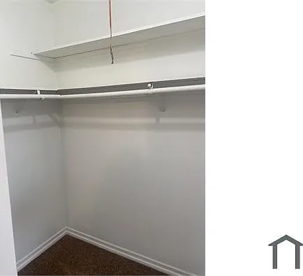 2121 W Court St #6 — Photo 17