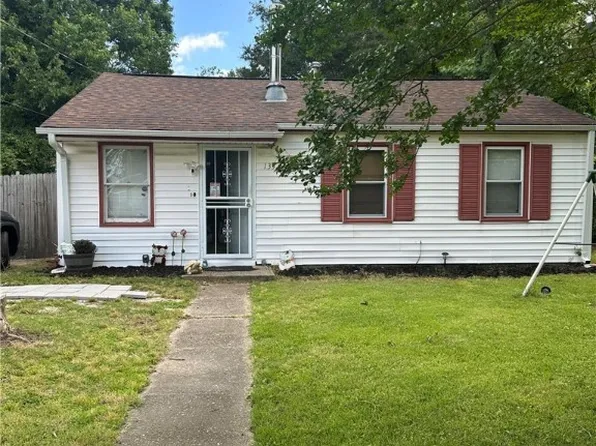 133 Peach Tree Ln, Hampton, VA 23669