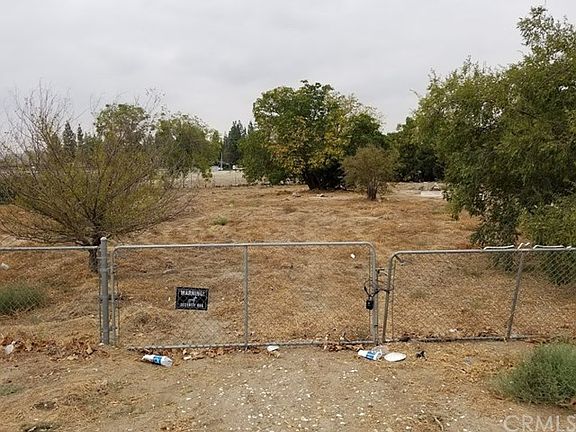 5th image of 24261 4th St