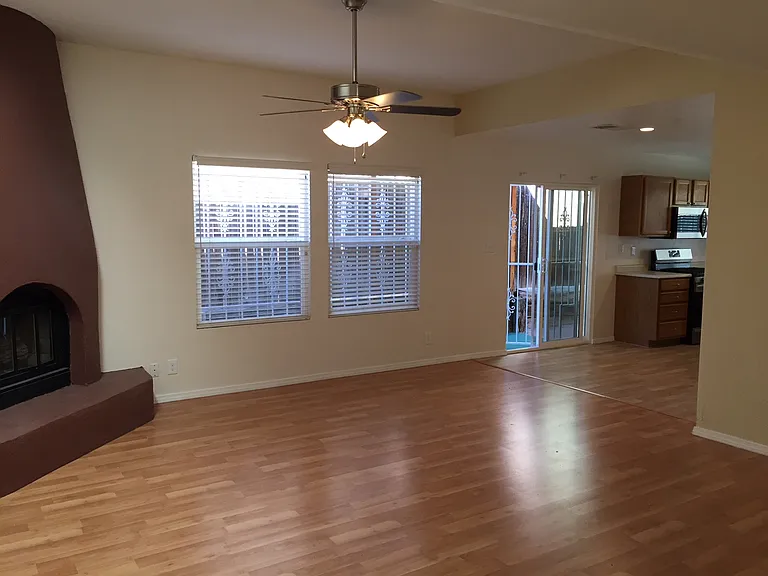 11200 Wales Ave NE — Photo 21