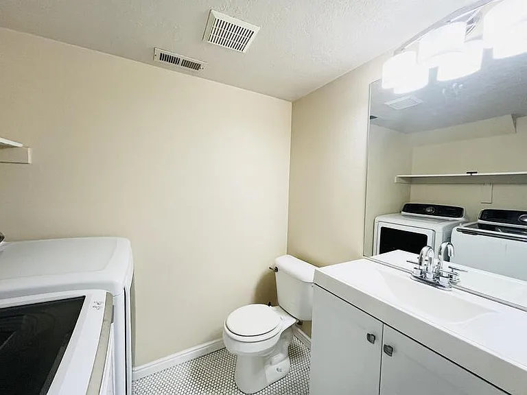 1418 W Salvia Pl #1 — Photo 11