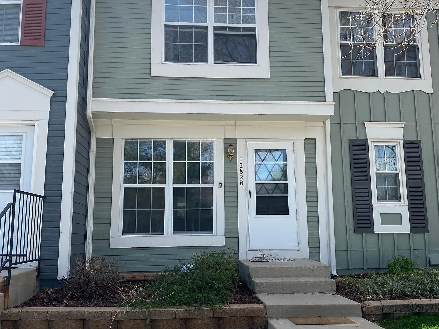 2 bed, 1.5 bath, 1064 sqft, $2,195 — Photo 2