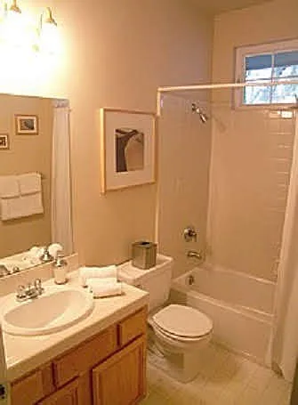 368 N El Camino Real — Photo 2