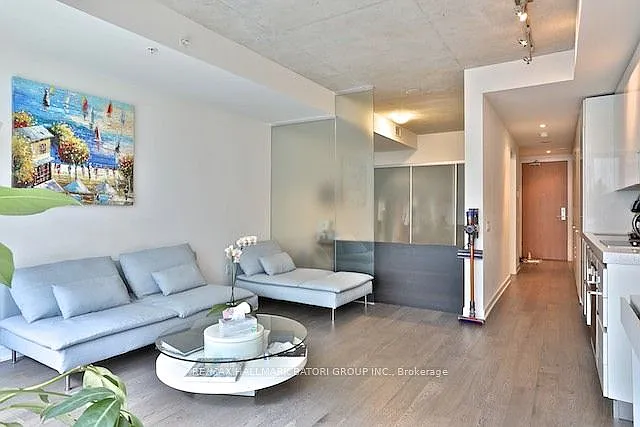 38 Stewart St #302 — Photo 7