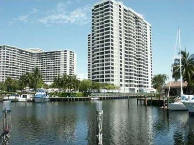 2500 Parkview Dr APT 619, Hallandale, FL, 33009