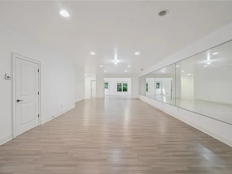 1330 Atherton Park — Photo 27