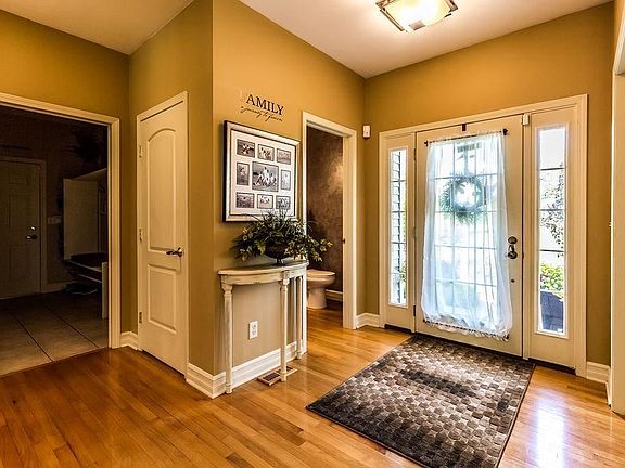 4th image of 6317 Tulipwood Ln