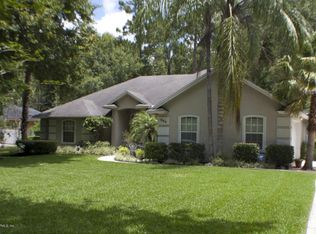 690 Roberts Rd, Saint Johns, FL 32259