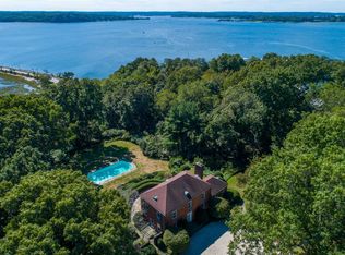 9 Count Rumford Ln, Lloyd Harbor, NY 11743