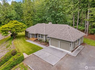 3359 Agate Bay Ln, Bellingham, WA 98226