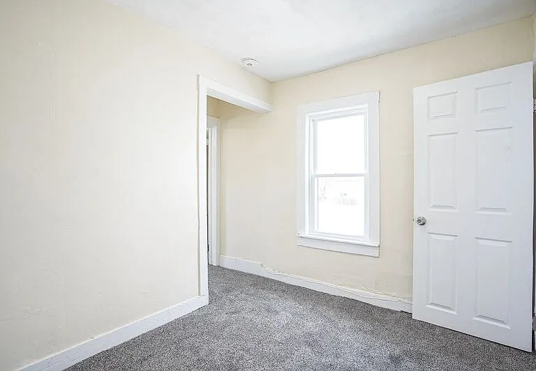 32 Joy St #2R — Photo 10