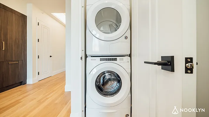 Rented by Nooklyn NYC LLC | media 11