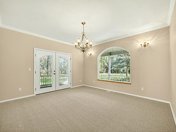 4th image of 150 Ridgefield Rd