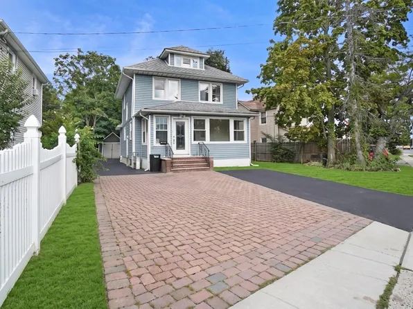139 5th Avenue, Bay Shore, NY 11706