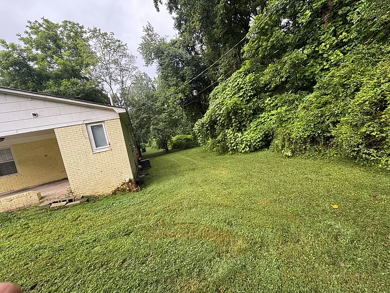102 Pindal Cir — Photo 4