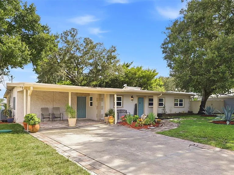 6714 Nina Rosa Dr #A — Photo 2