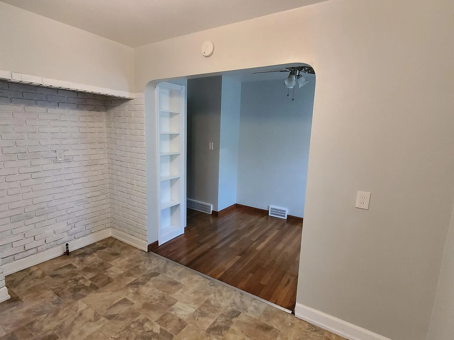 1115 Villaview Rd - 1 — Photo 3