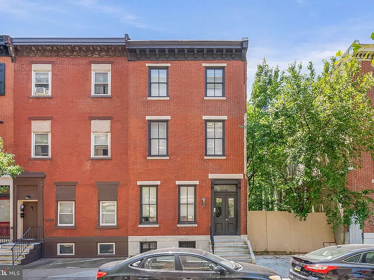 1522 Mount Vernon St #1 — Photo 1