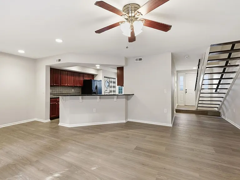7733 Falcon Rest Cir — Photo 18