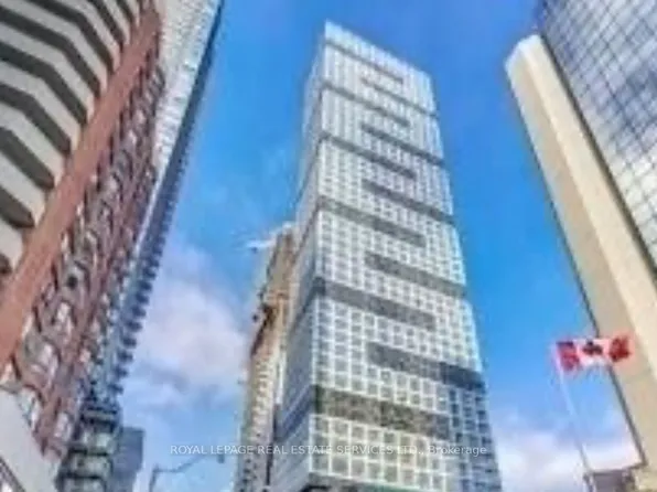 181 Dundas St E #3010, Toronto, ON M5A 0N5