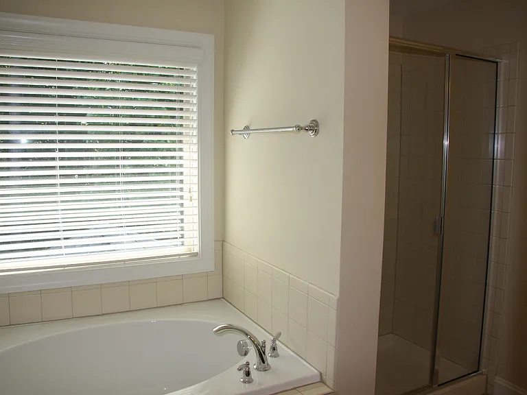 4116 Collamer Dr — Photo 23
