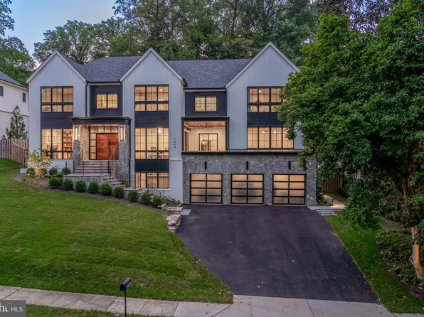 1446 Woodacre Dr, Mc Lean, VA 22101