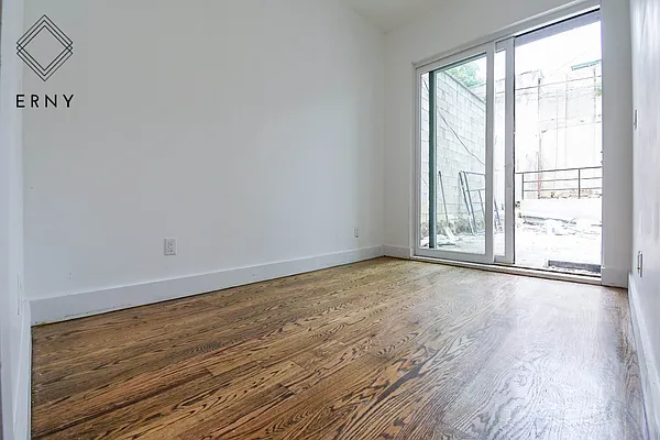 Rented by ERNY LLC | media 29