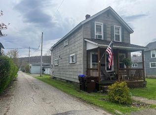 617 W Spruce St, Titusville, PA 16354