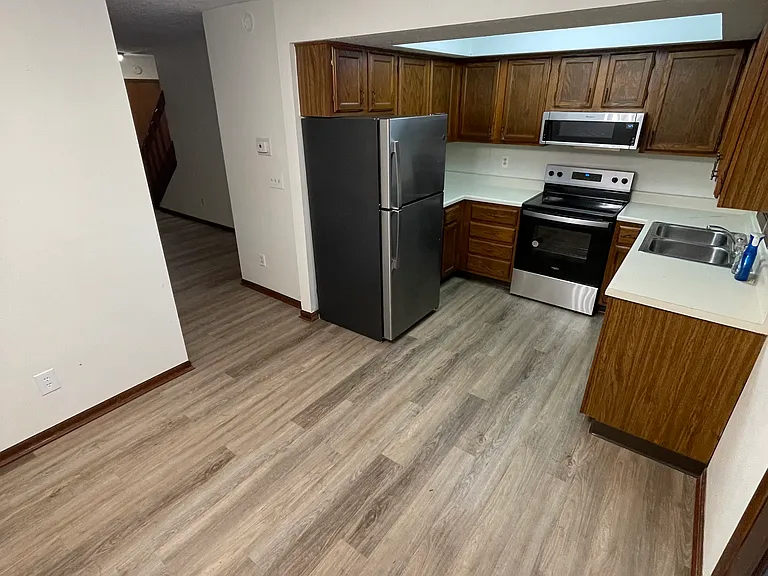 79 Corbins Mill Dr — Photo 5