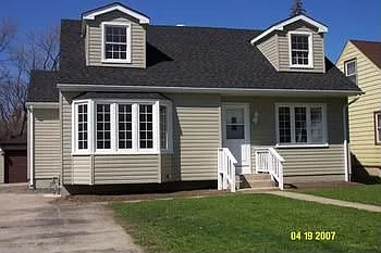 144 W Park Dr photo 1