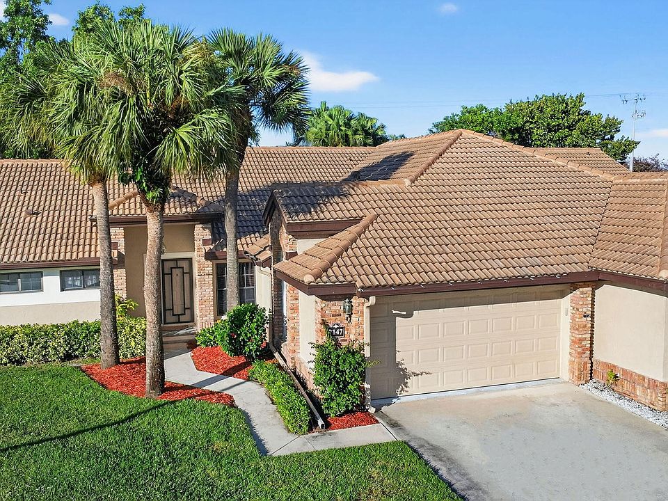 1st image of 7147 Le Chalet Boulevard