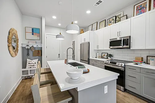NOVEL Parkway by Crescent Communities Photo 1 NOVEL Parkway by Crescent Communities Photo 1