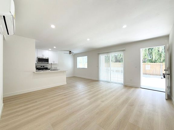 4th image of 1435 N Vulcan Ave #3