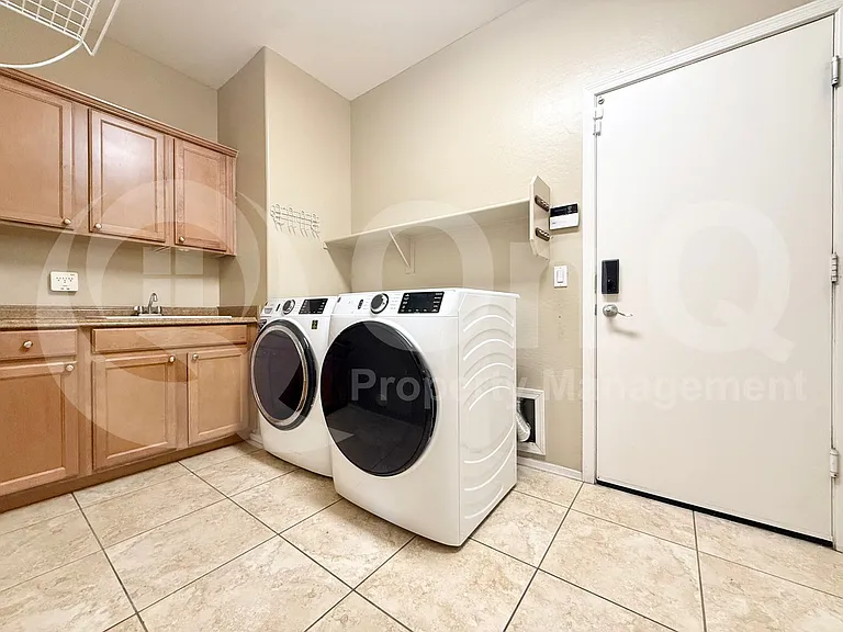 7310 S 26th Ln — Photo 22