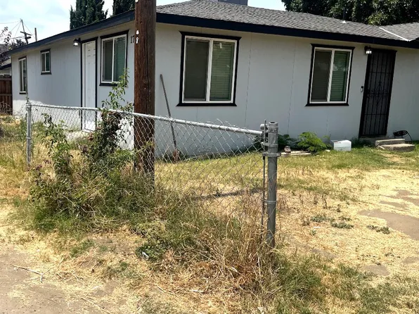 176 W Birch St #A, Farmersville, CA 93223
