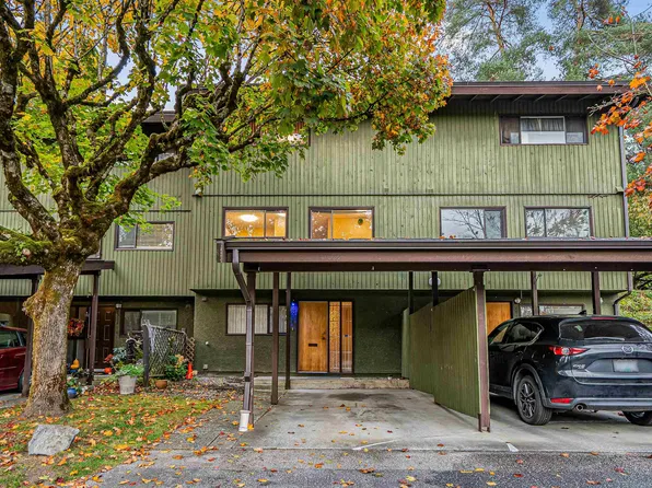 2982 Corona Dr, Burnaby, BC V3J 1B8