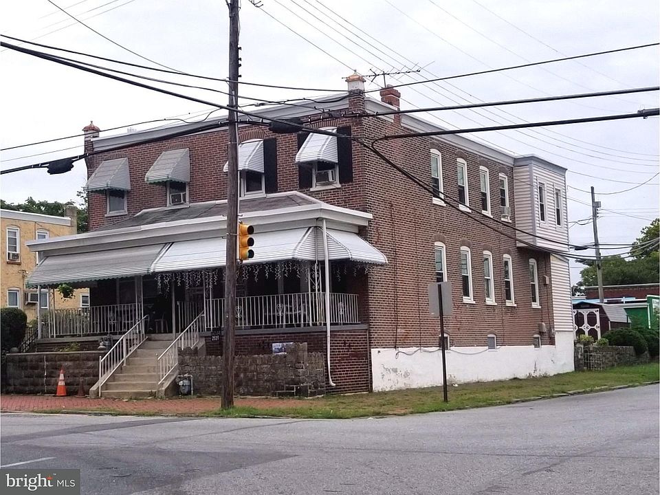 2nd image of 2529 W 4th St