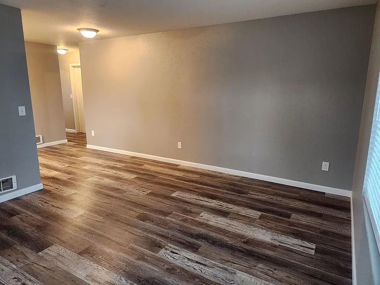 3721 Hoyt Ave #201 — Photo 4