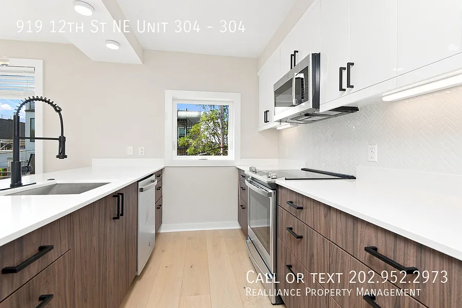 Modern H Street 1BR | Newly Renovated | In-Unit Washer & Dryer — Photo 1