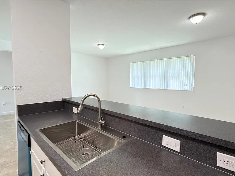 3390 NE 13th Circle Dr #206-19 — Photo 19