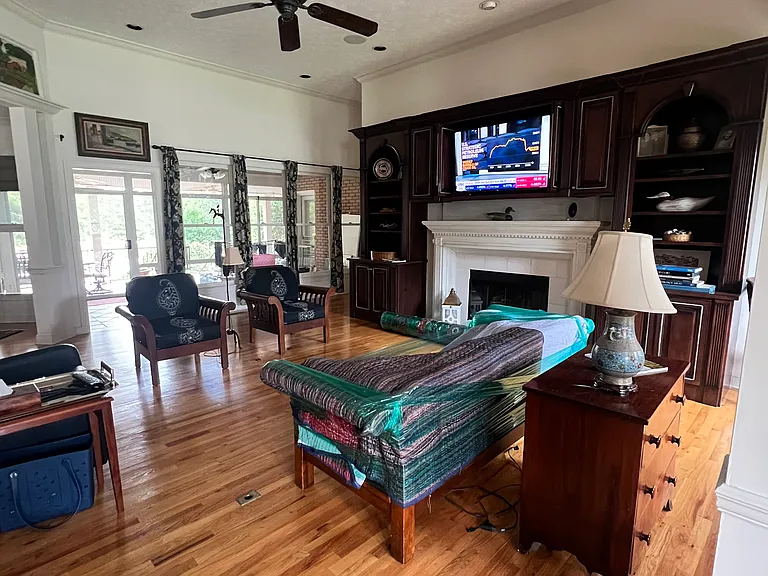 3203 Tifton Ln — Photo 3