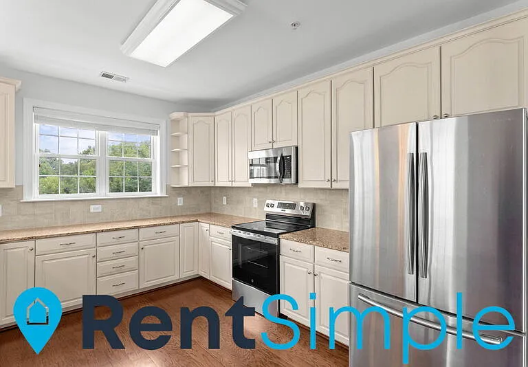 15221 Royal Crest Dr #201 — Photo 29