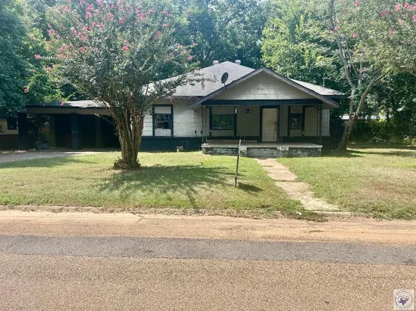 103 N Polk St, Atlanta, TX 75551