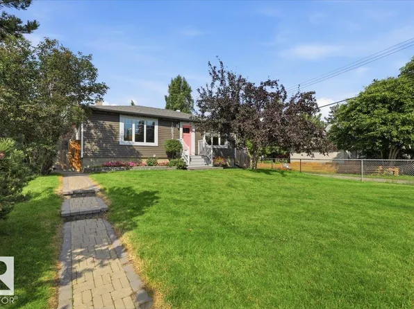 10834 134th St NW, Edmonton, AB T5M 1H8