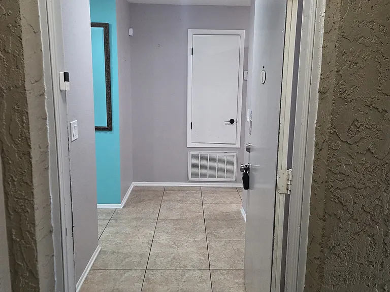 9918 Turf Way #8 — Photo 15