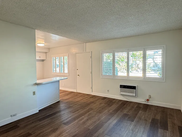 88 El Nido Ave #3 — Photo 6
