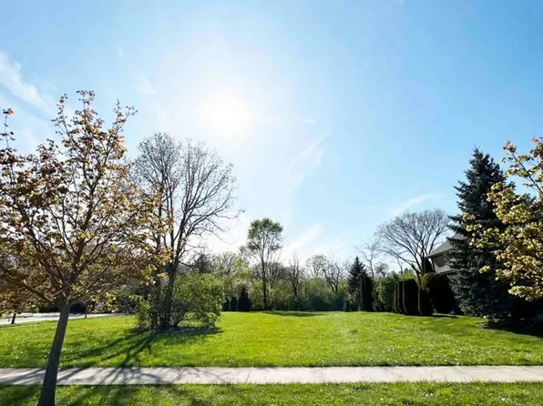 15966 S Crystal Creek Dr, Homer Glen, IL 60491