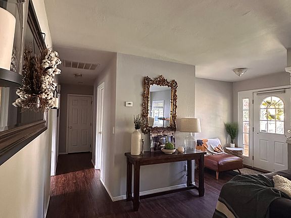 5th image of 2736 E Point Hayden Dr